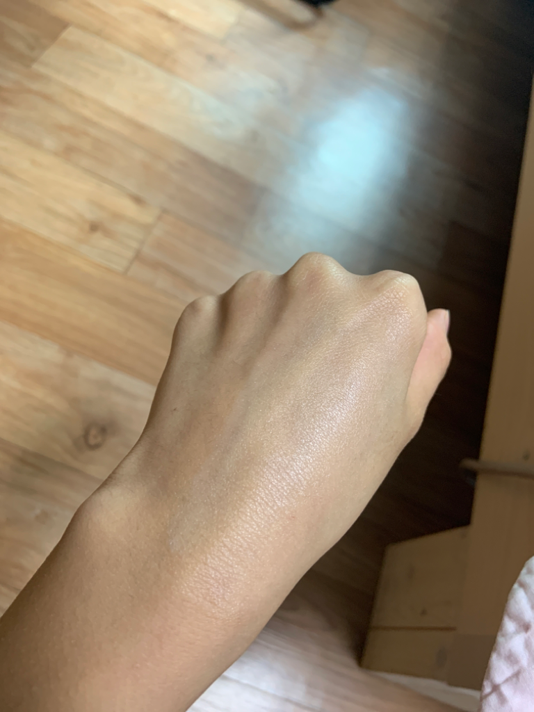 公津香水水润防晒乳 [SPF50+/PA+++]的真实用户使用照片