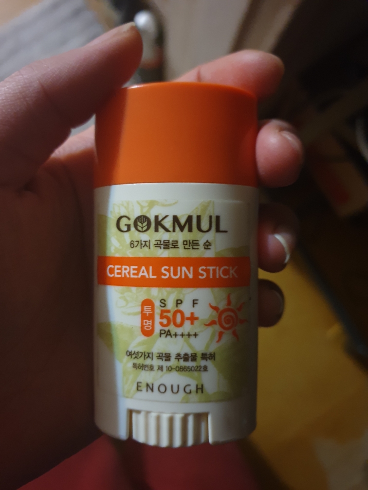足够 纯谷物防晒棒 [SPF50+/PA++++]由六种谷物制成 common.review image