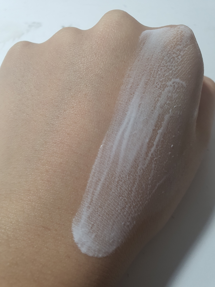 KiseraC 白色维他命亮肤霜 common.review image
