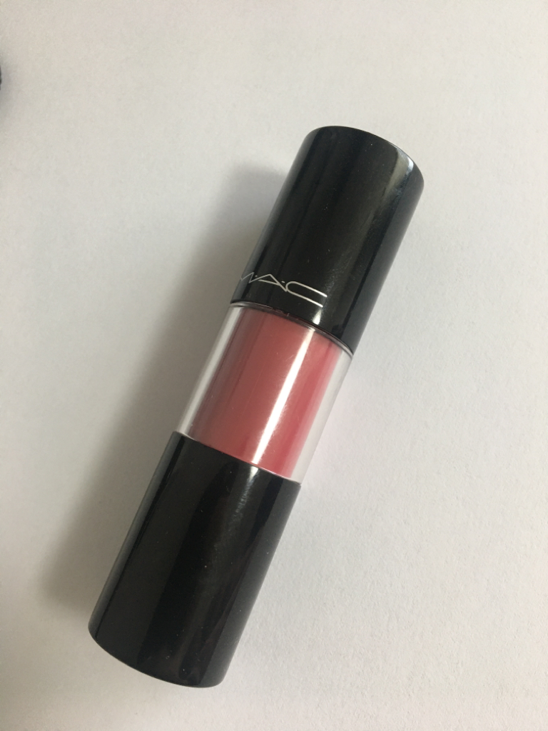 双色调哑光唇釉 [深深爱着]的真实用户使用照片
