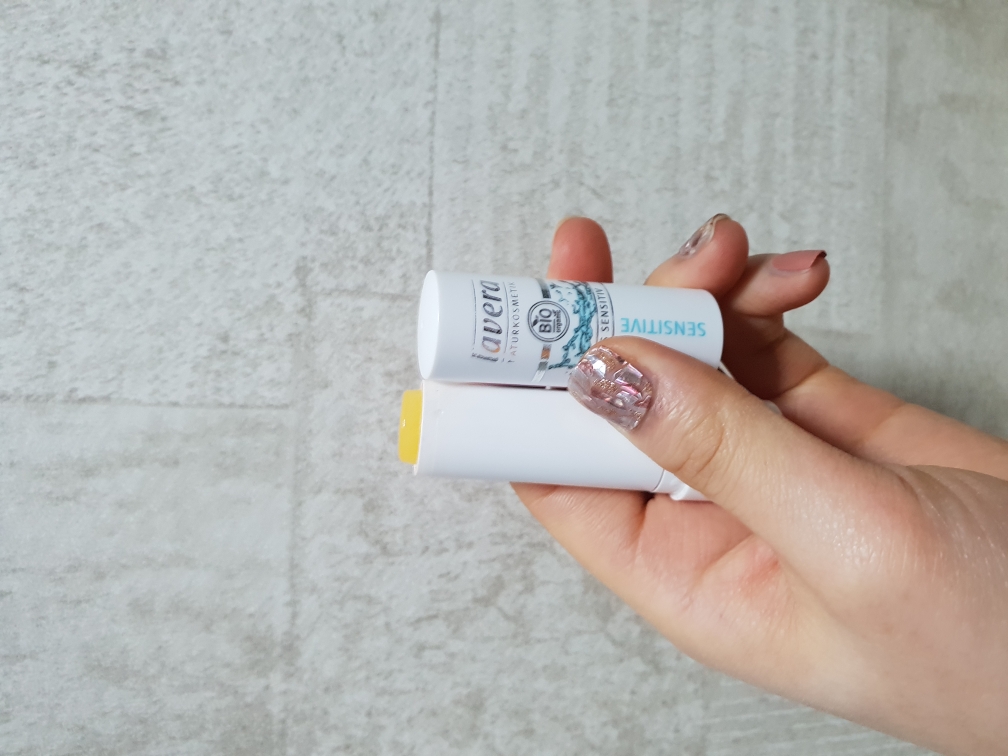 라베라 (lavera) (해외) 베이직 센시티브 립밤 review image