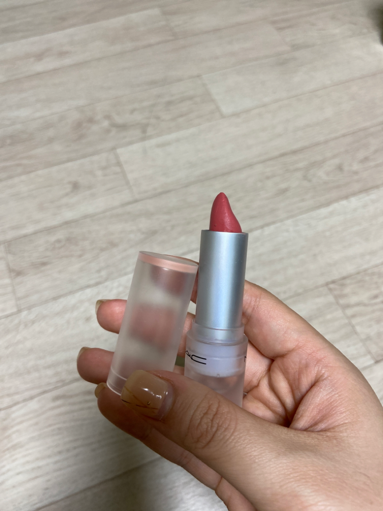 맥 (MAC) 라우드 앤 클리어 립스틱 [슈가스위트카메오] review image