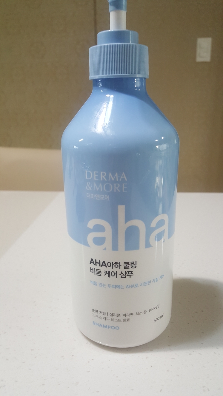 더마앤모어 (DERMA&MORE) 아하 쿨링 비듬완화 샴푸 review image