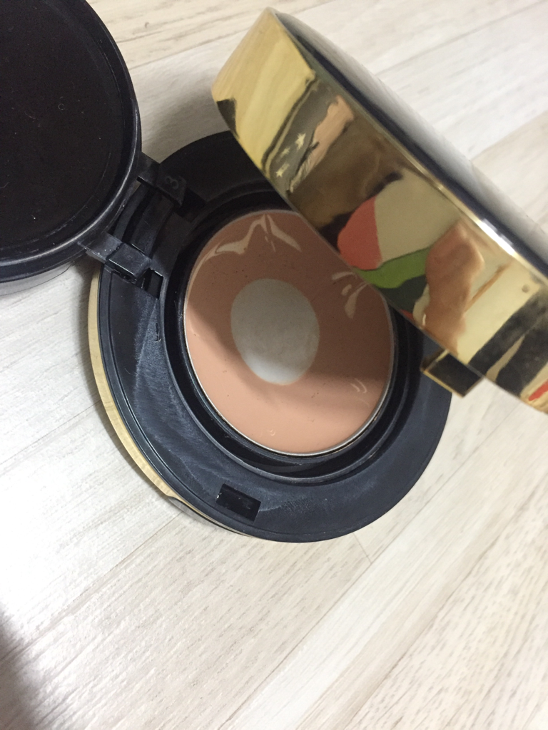 精华肌底液契约 [SPF50+/PA+++] [编号 21 浅米色] [色号 21的真实用户使用照片