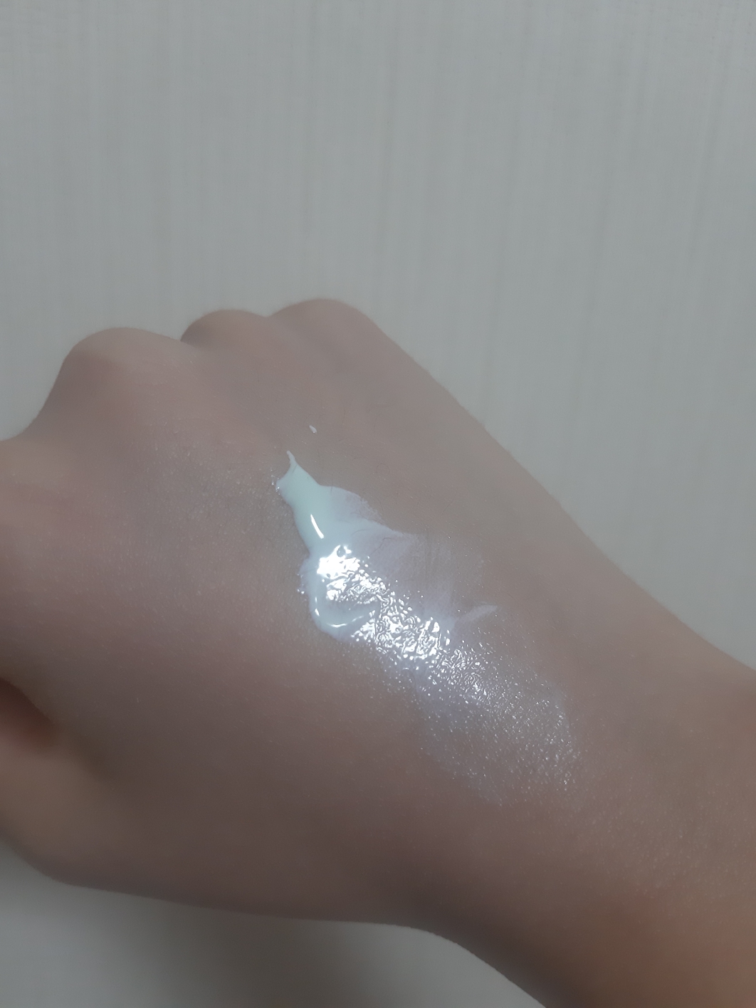 蓝色疗法抗红防晒霜 [SPF50+/PA++++]的真实用户使用照片