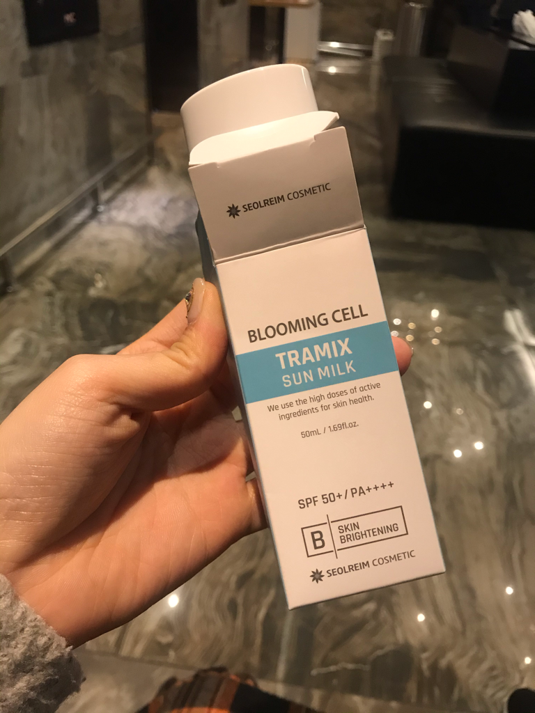 블루밍셀 (BLOOMINGCELL) 트라믹스 선 밀크 [SPF50+/PA++++] review image