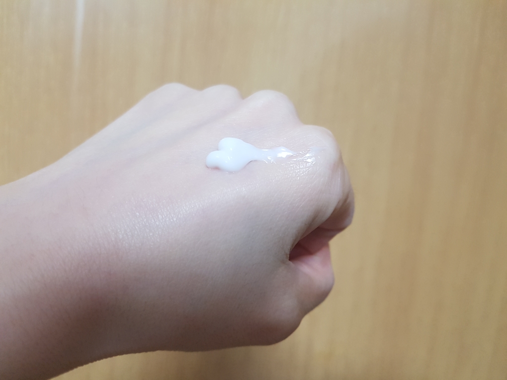 어라운드미 (AROUNDME) 퍼퓸드 핸드크림 [로즈] review image
