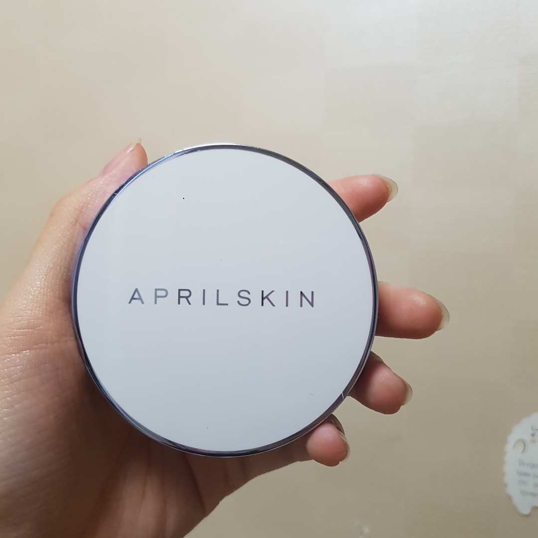 에이프릴스킨 (APRILSKIN) 퍼펙트 매직 커버프루프 쿠션 [SPF50+/PA+++] [23호 내추럴베이지] review image
