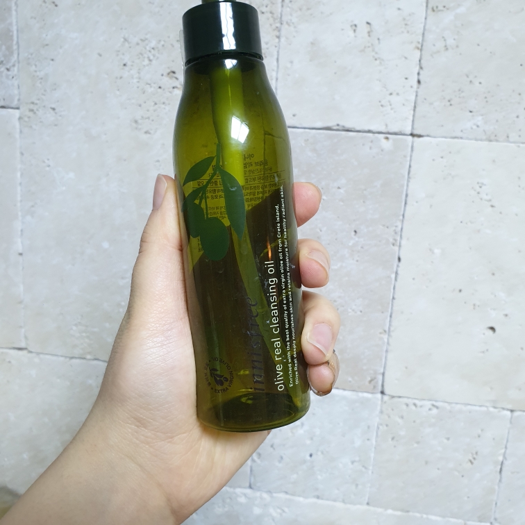 INNISFREE Olive Real Cleansing Oil review image
