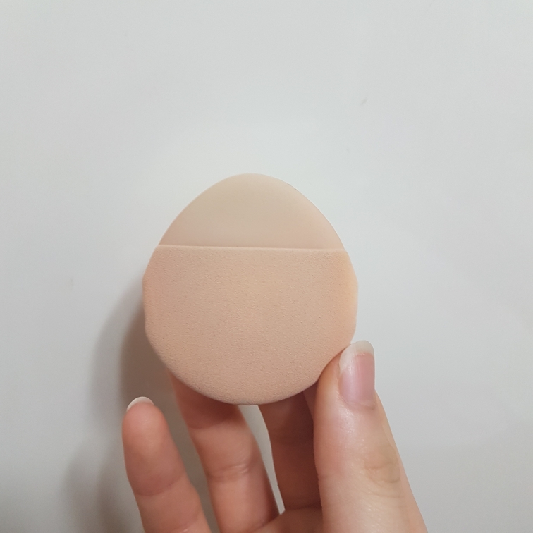 Dr.G Red Blemish Recovery Cushion [SPF50+/PA+++] [No. 21 Light Cover] review image