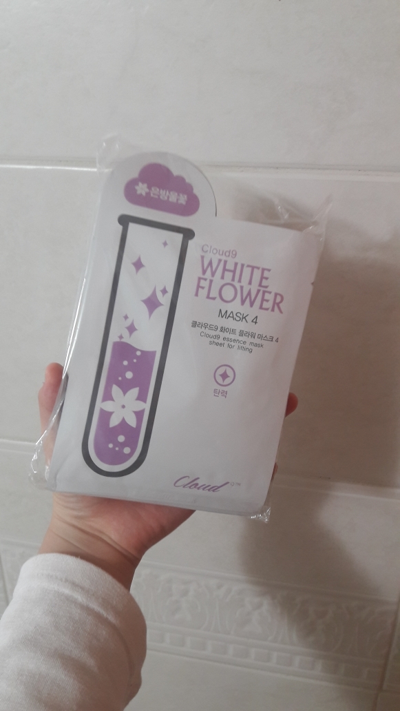 클라우드9 (Cloud9) 화이트 플라워 마스크 [4] review image