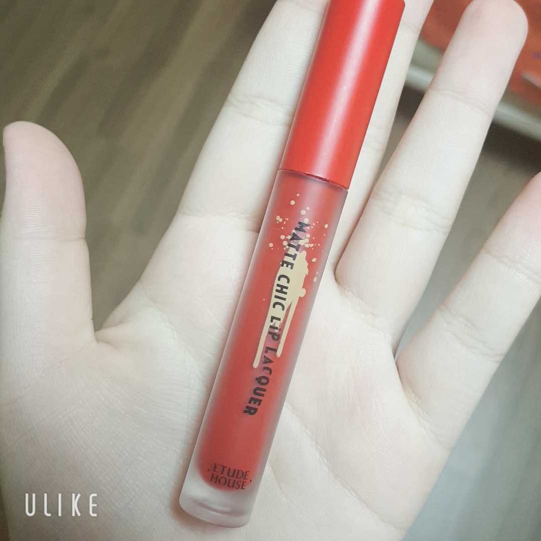 Real user review photo of Matt Chic Lip Lacquer [OR201 Refreshing Grapefruit]