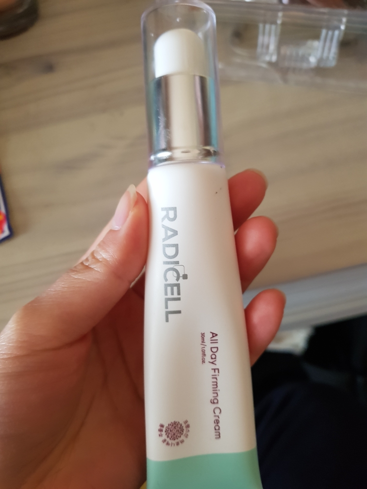 라디셀 (RADICELL) 올데이 퍼밍 크림 review image