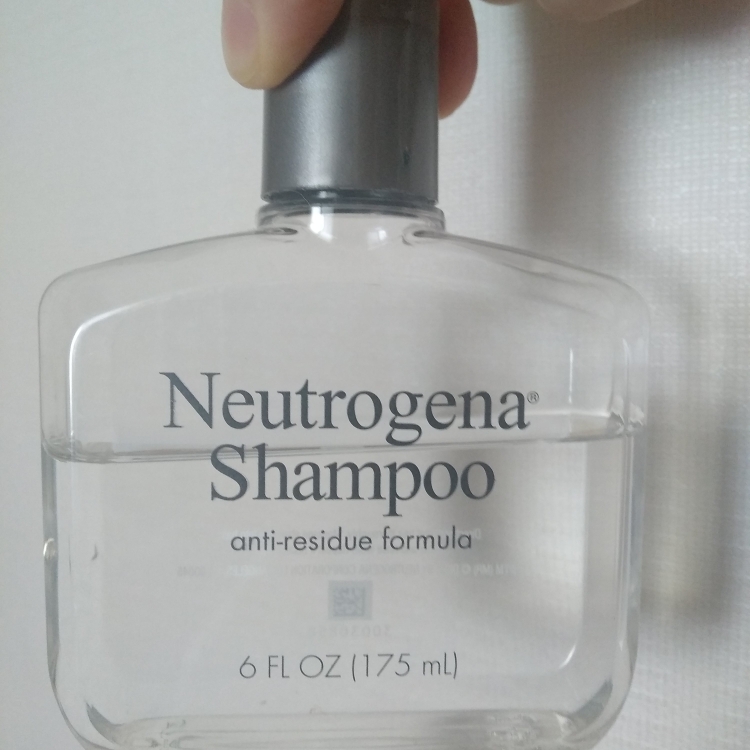 Neutrogena (Overseas) The Anti-Residue Shampoo review image