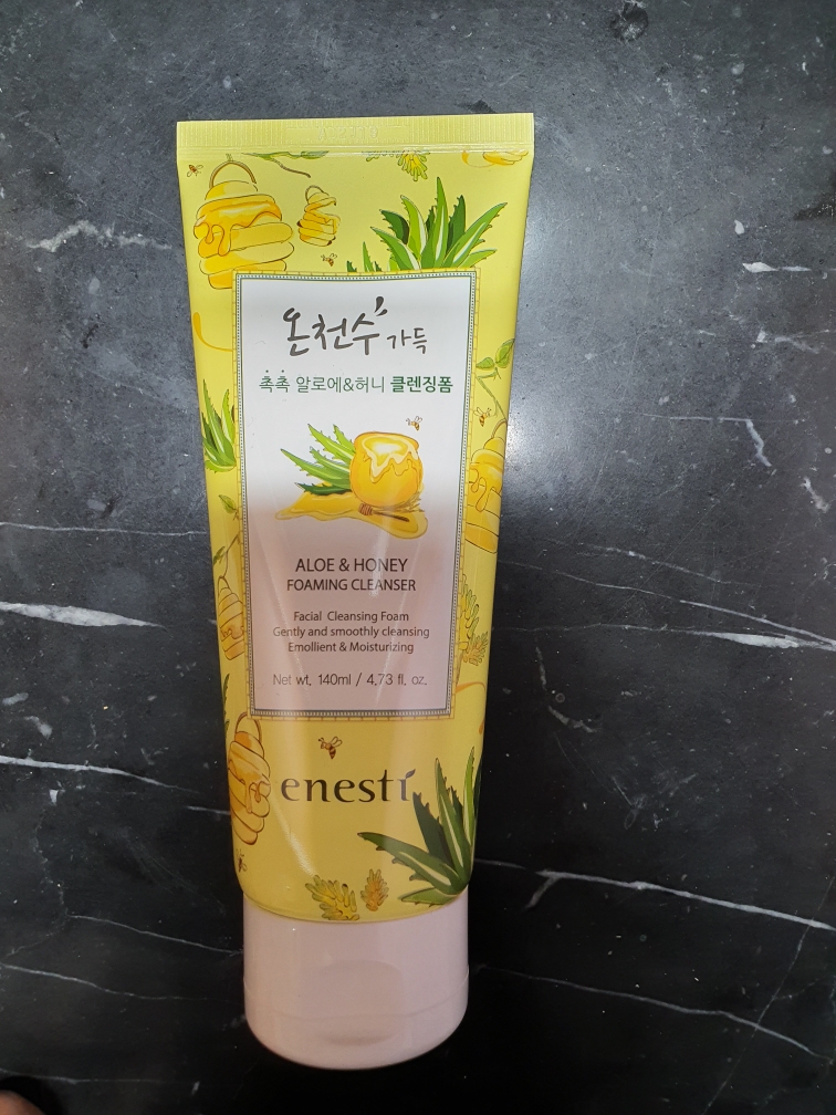 에네스티 (enesti) 온천수가득 촉촉 알로에&허니 클렌징폼 review image