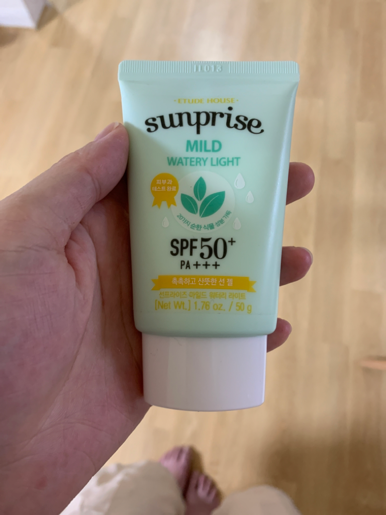 サンプライズマイルドウォータリーライト [SPF50+/PA++++]のリアルなユーザー写真