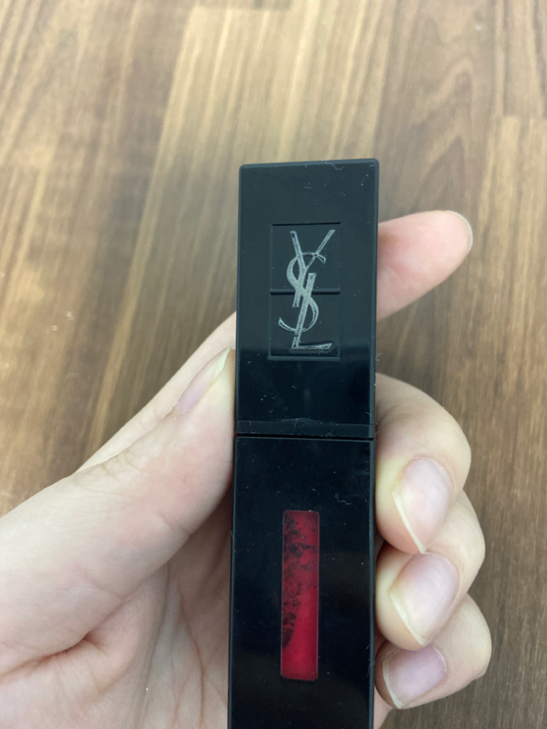입생로랑뷰티 (YVESSAINTLAURENTBEAUTY) 베르니 아 레브르 바이닐 크림 립 스테인 [402 루쥬리믹스] (비닐틴트) review image