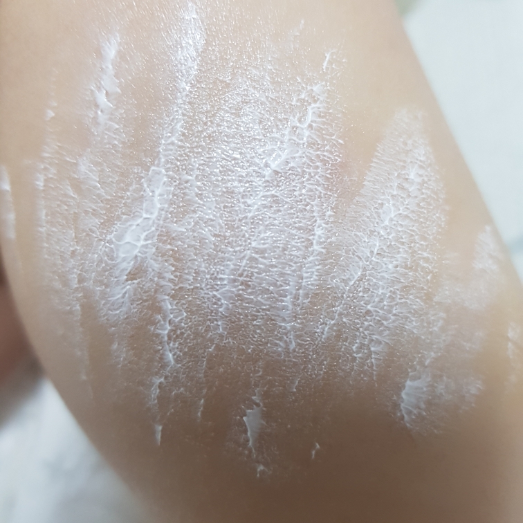 Real user review photo of Vitamin Barrier Cream 123