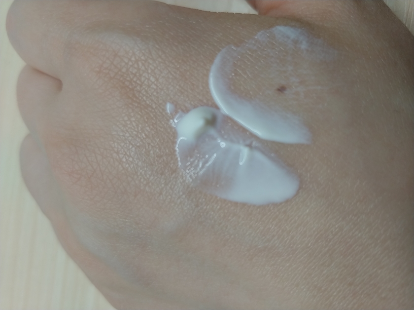 Real user review photo of Natural Sun Eco Super Perfect Sun Cream [SPF50+/PA+++]