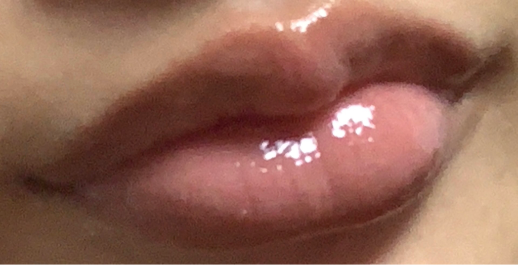 容量修复精华润唇油的真实用户使用照片