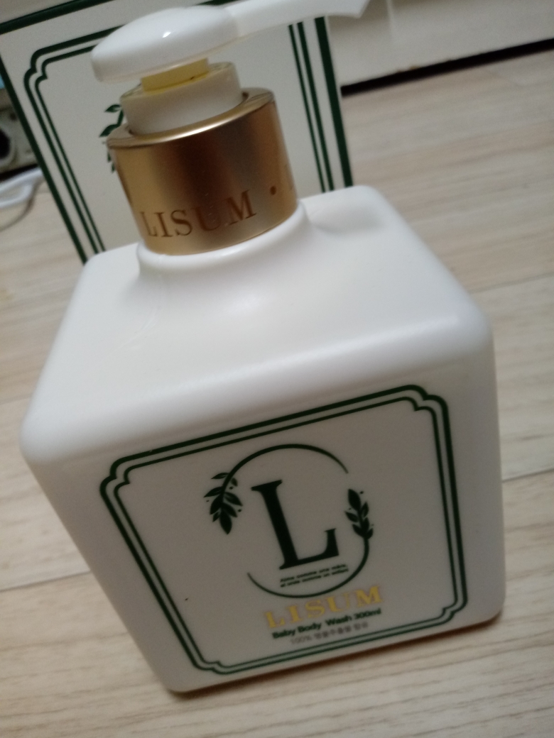리숨 (LISUM) 센텔라 데일리 베이비 바디워시 review image