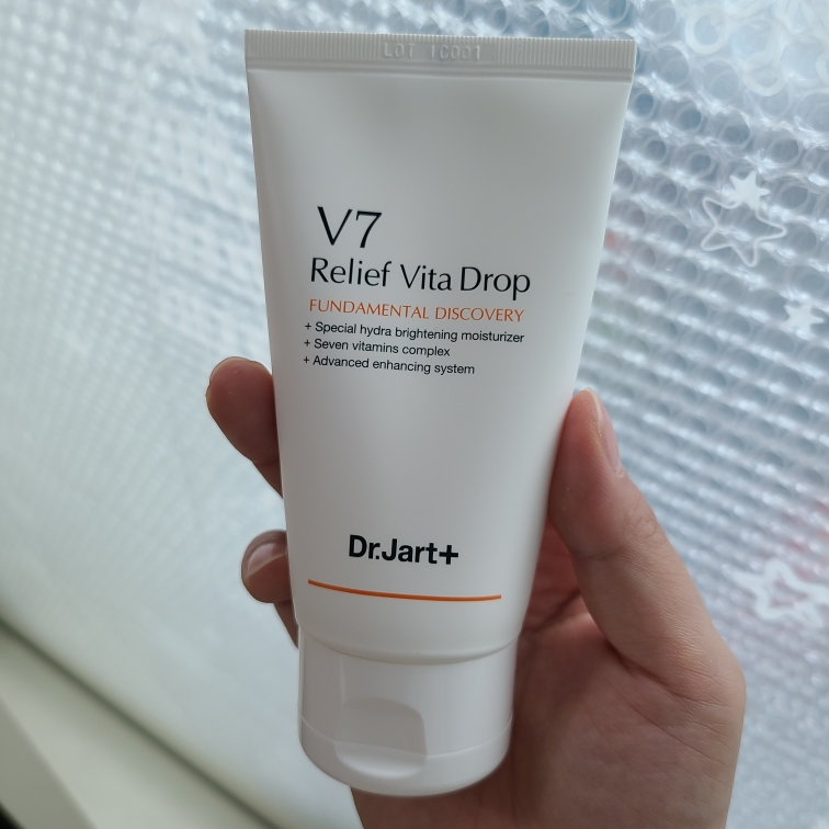 닥터자르트 (Dr.Jart+) V7 릴리프 비타드롭 review image