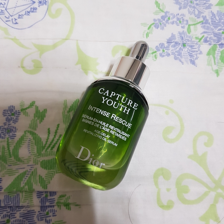 Dior Capture Youth Intense Rescue Age Delay Revitalizing Oil Serum