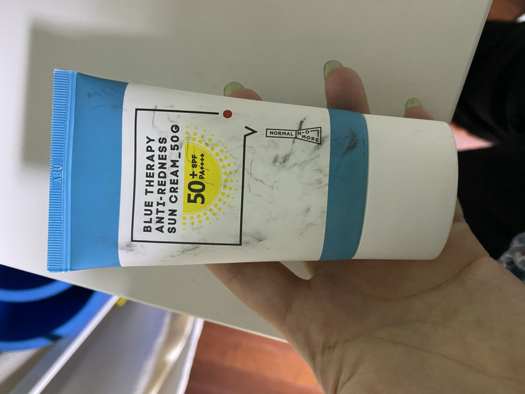 蓝色疗法抗红防晒霜 [SPF50+/PA++++]的真实用户使用照片