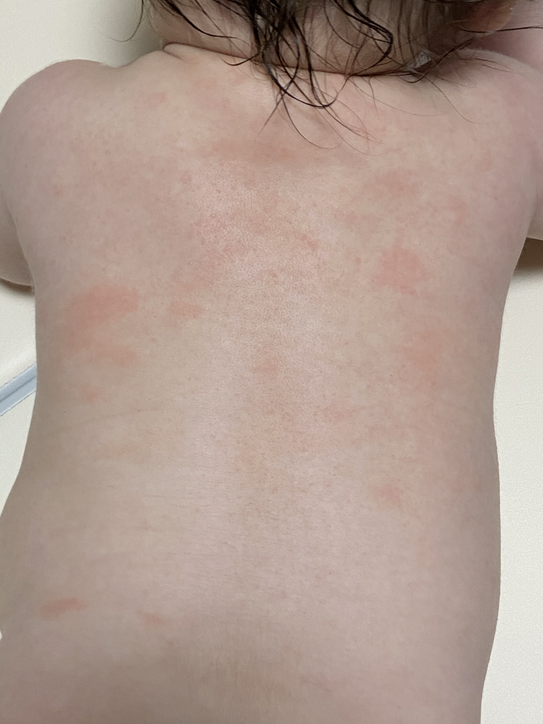 婴儿沐浴露和洗发水的真实用户使用照片