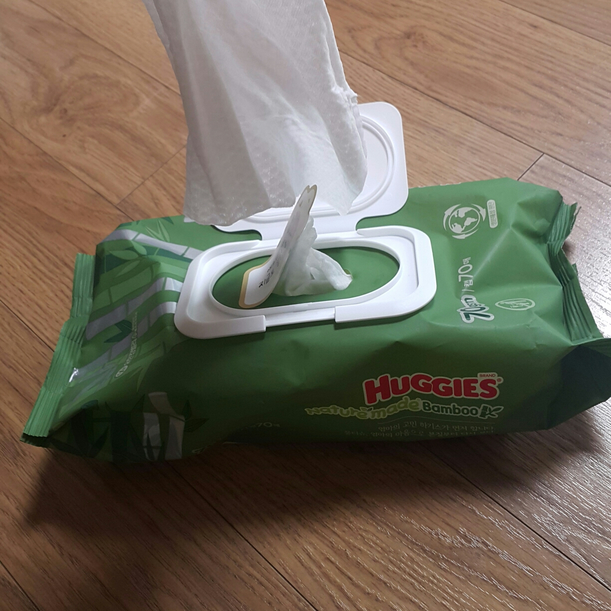 自然制造竹子湿巾的真实用户使用照片