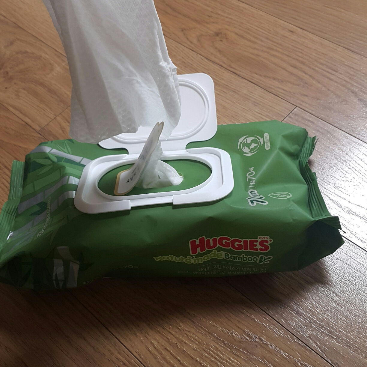自然制造竹子湿巾的真实用户使用照片