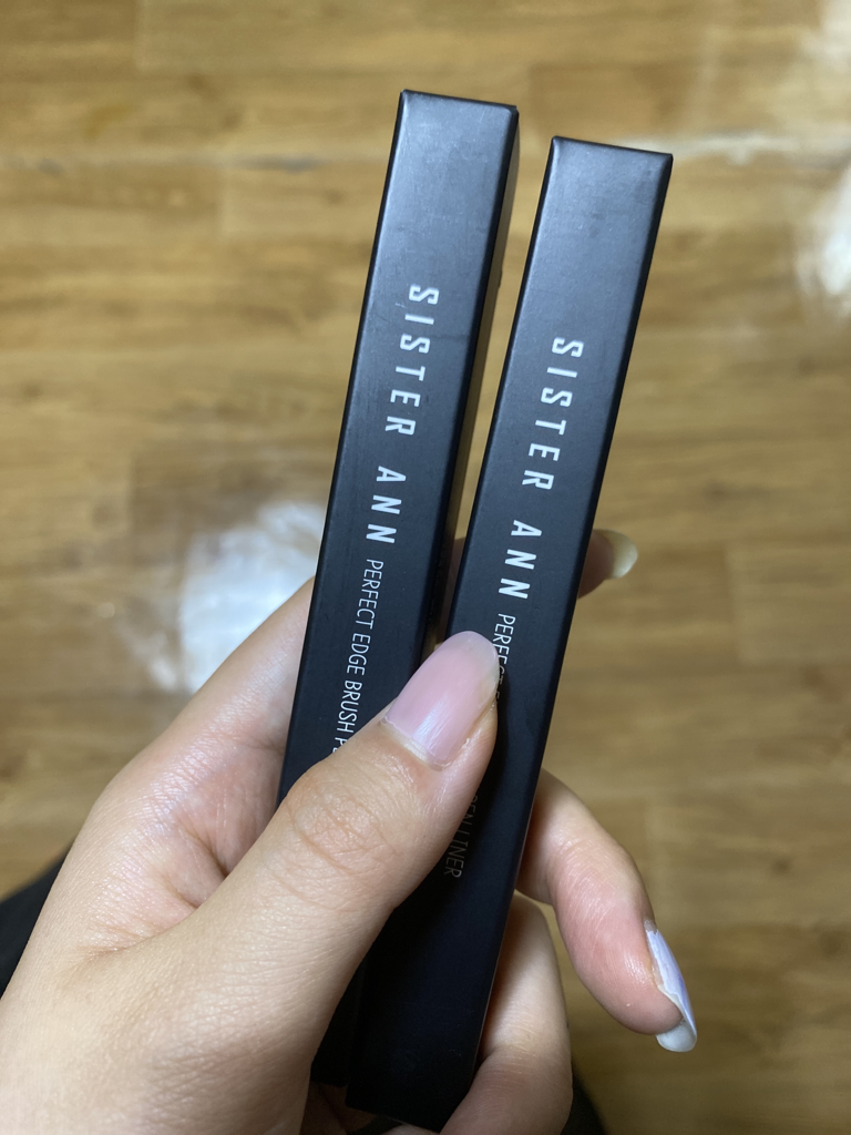 씨스터앤 (SISTERANN) 퍼펙트 엣지 브러쉬 펜 라이너 [01 엣지블랙] review image