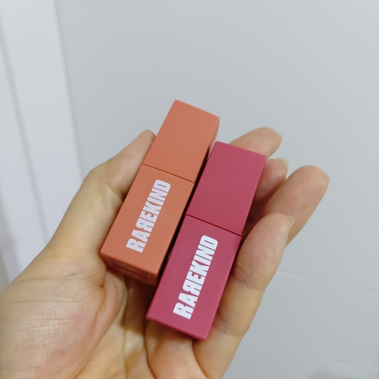 超级持久唇釉 [03 玫瑰魅力]的真实用户使用照片