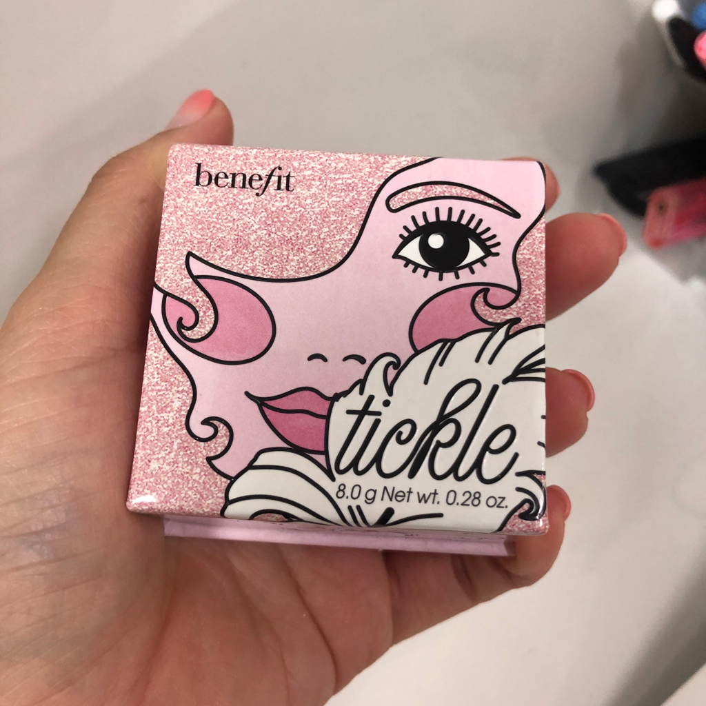 베네피트 (benefit) 티클 파우더 하이라이터 review image