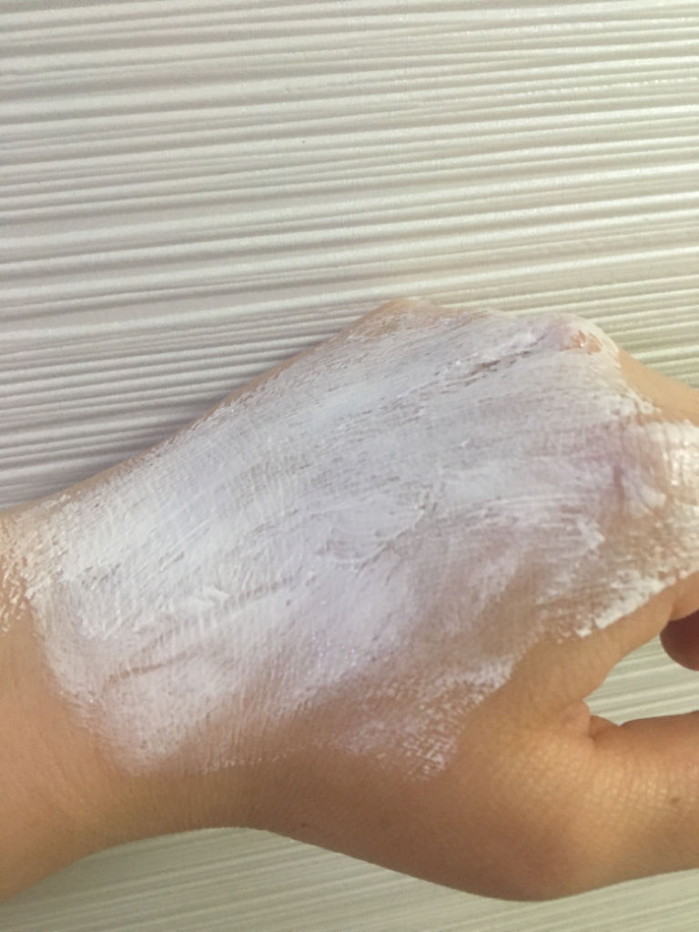 Real user review photo of Vitamin Barrier Cream 123
