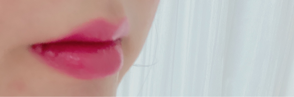 입생로랑뷰티 (YVESSAINTLAURENTBEAUTY) 베르니 아 레브르 바이닐 크림 립 스테인 [410 푸시아라이브] (비닐틴트) review image