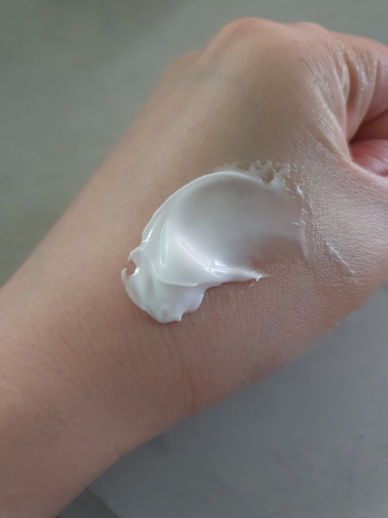 니베아 (NIVEA) 소프트 믹스 미 크림 [베리플라워] review image
