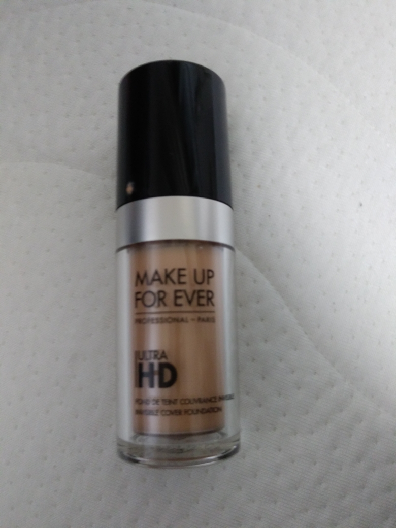 MAKEUPFOREVER Ultra HD Invisible Cover Foundation [115=R230 Ivory] review image