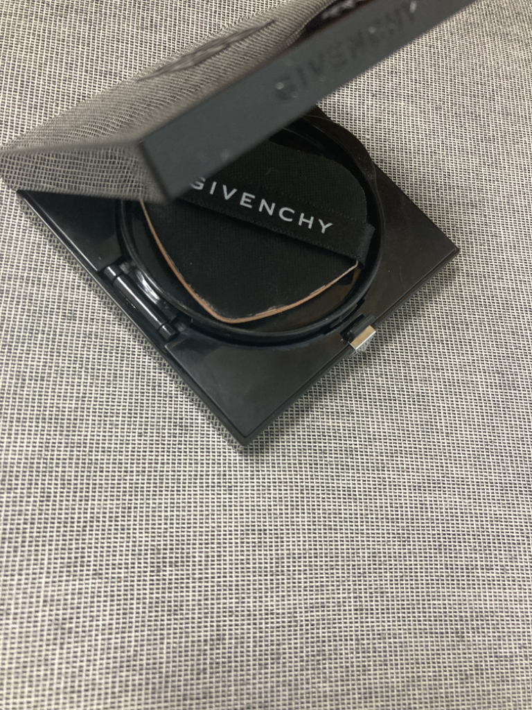 GIVENCHY Ding Couture Cushion [SPF20/PA++] [C105] review image