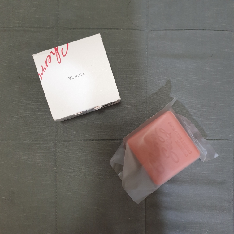 유리카 (YURICA) 퍼펙트 오가닉 체리씨드 비누 review image