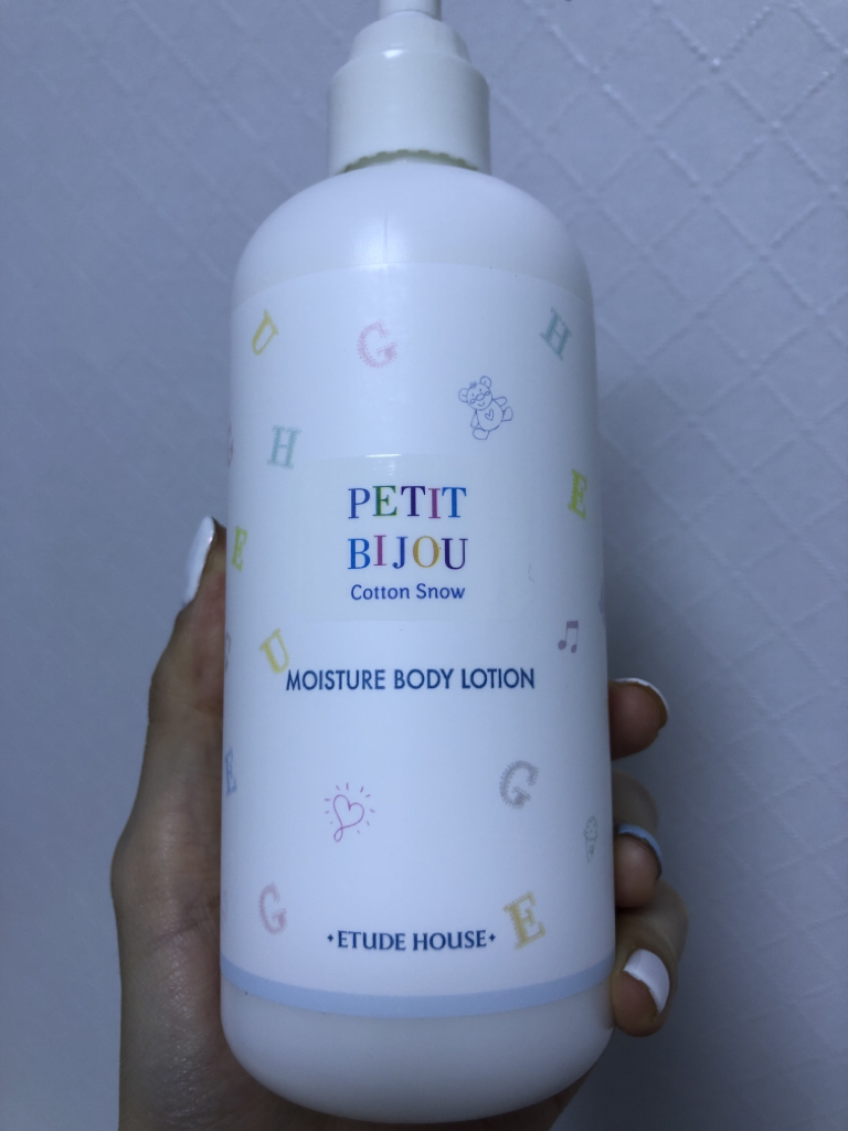 Real user review photo of Petit Bijou Cotton Snow Moisture Body Lotion