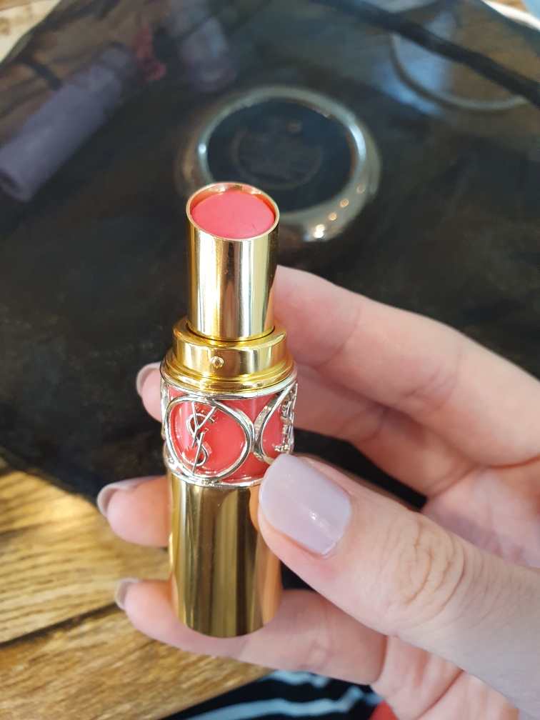입생로랑뷰티 (YVESSAINTLAURENTBEAUTY) 루쥬 볼륍떼 샤인 [49호 로즈생제르망] review image