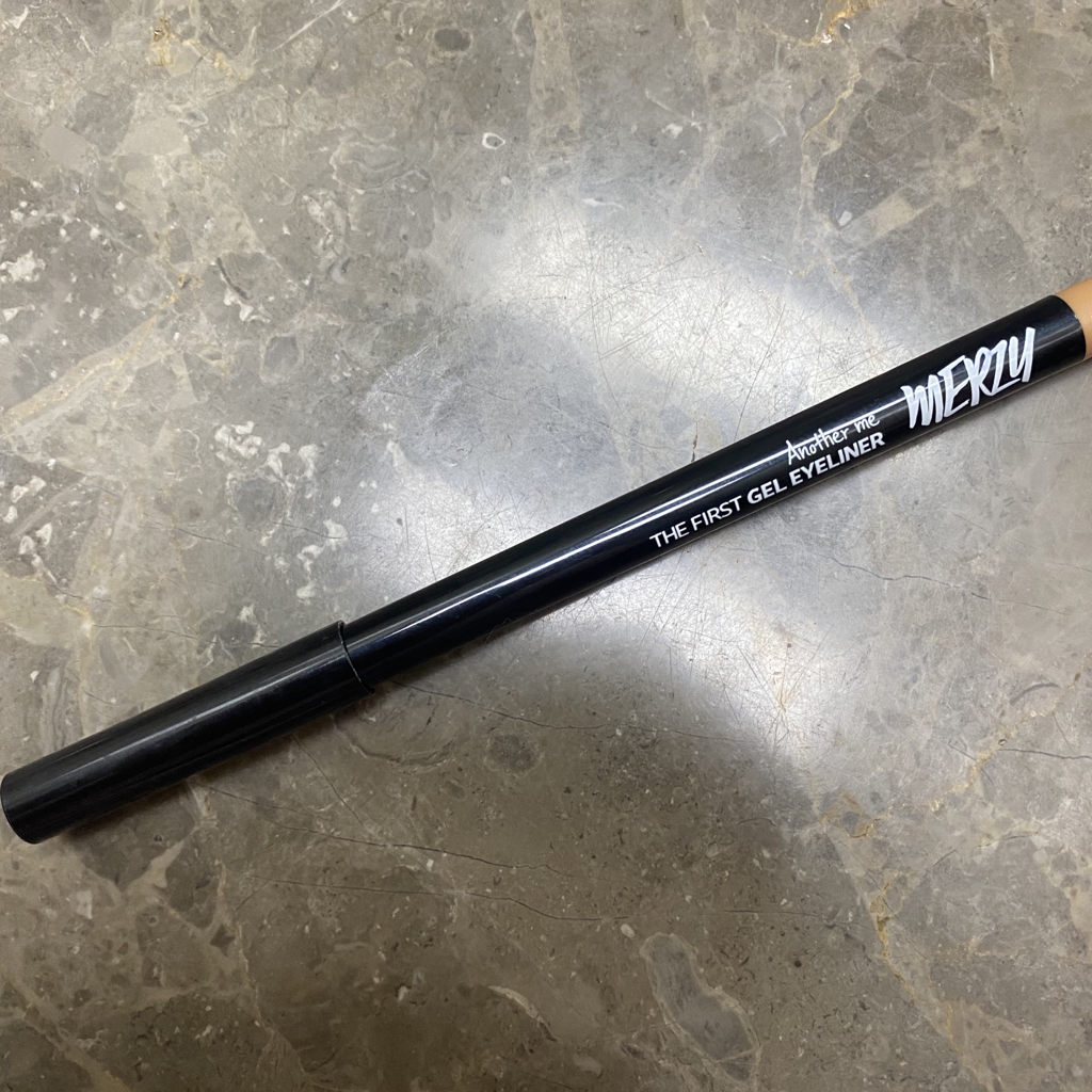 머지 (MERZY) 더 퍼스트 젤 아이라이너 [G4 골드라벨] review image