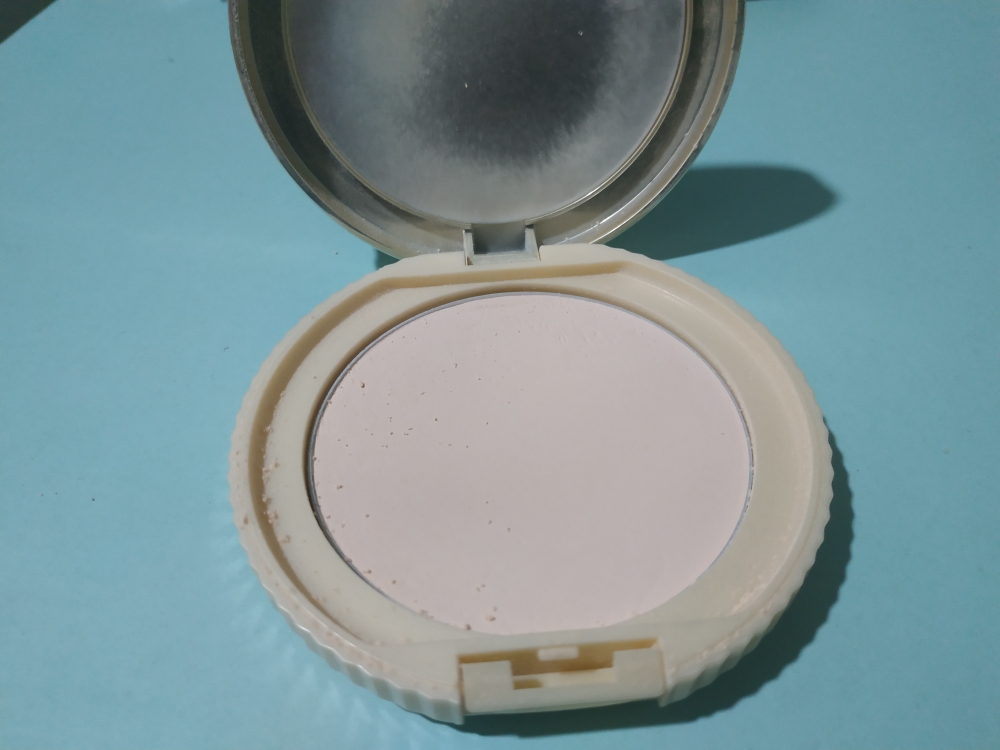 Real user review photo of (Overseas) Marshmallow Finish Powder [SPF26/PA++] [No. ML]