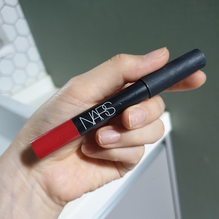 Real user review photo of Velvet Matte Lip Pencil [Dragon Girl]