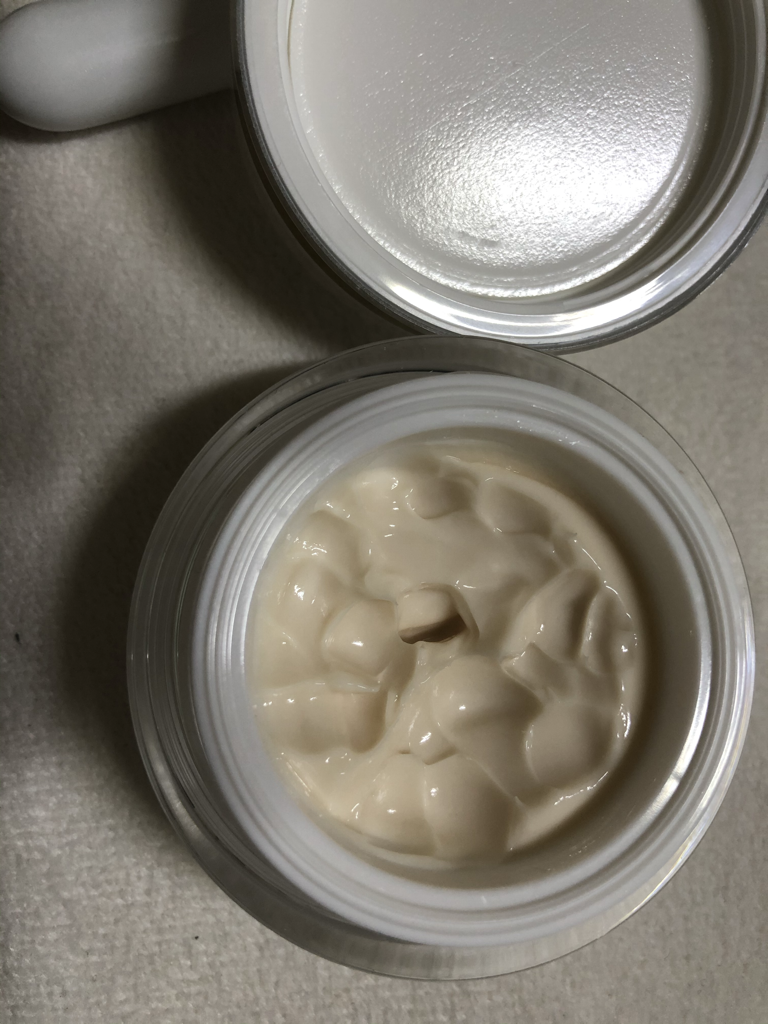 希思黎 施丝丽雅兰特格拉尔抗衰老眼唇轮廓霜 common.review image
