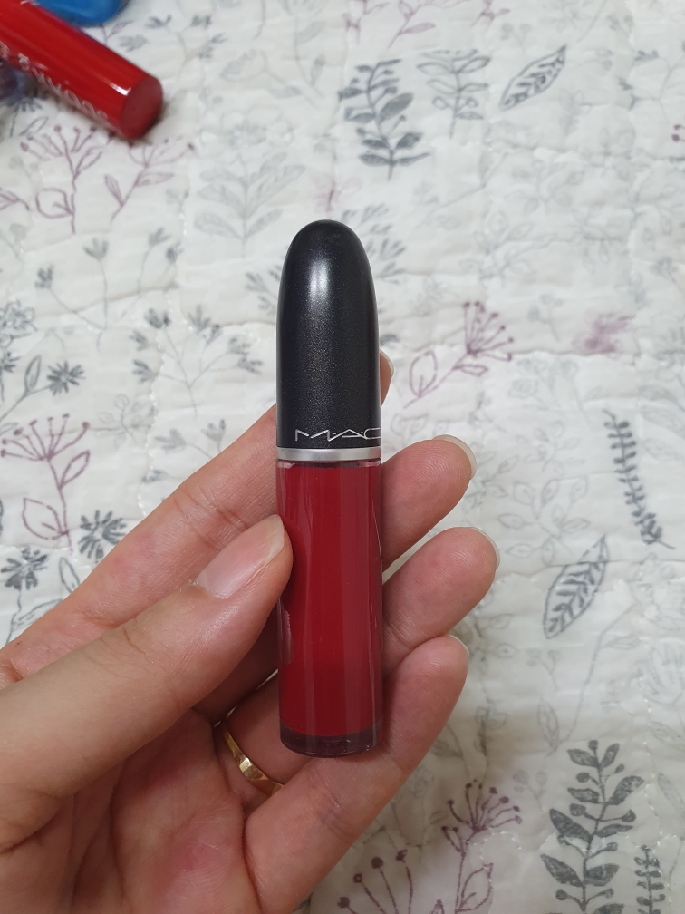 Real user review photo of Retro Matte Liquid Lip Color [Dance with Me]