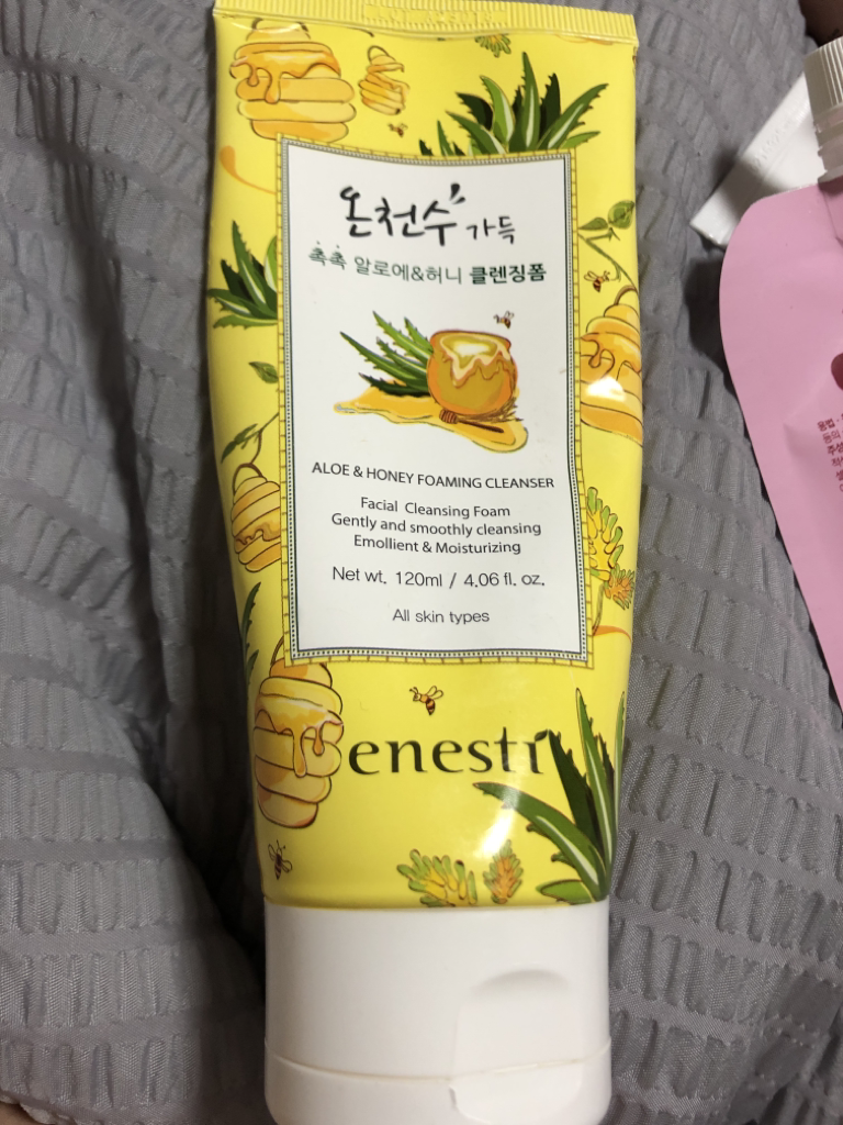 에네스티 (enesti) 온천수가득 촉촉 알로에&허니 클렌징폼 review image