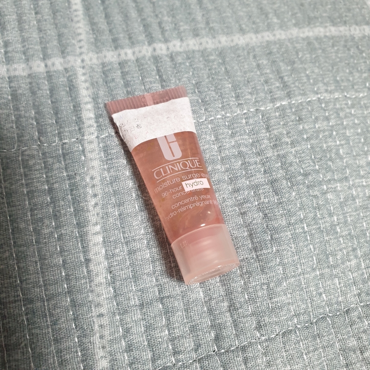 크리니크 (CLINIQUE) 모이스춰 써지 아이™ 96 아워 하이드로 컨센트레이트 review image