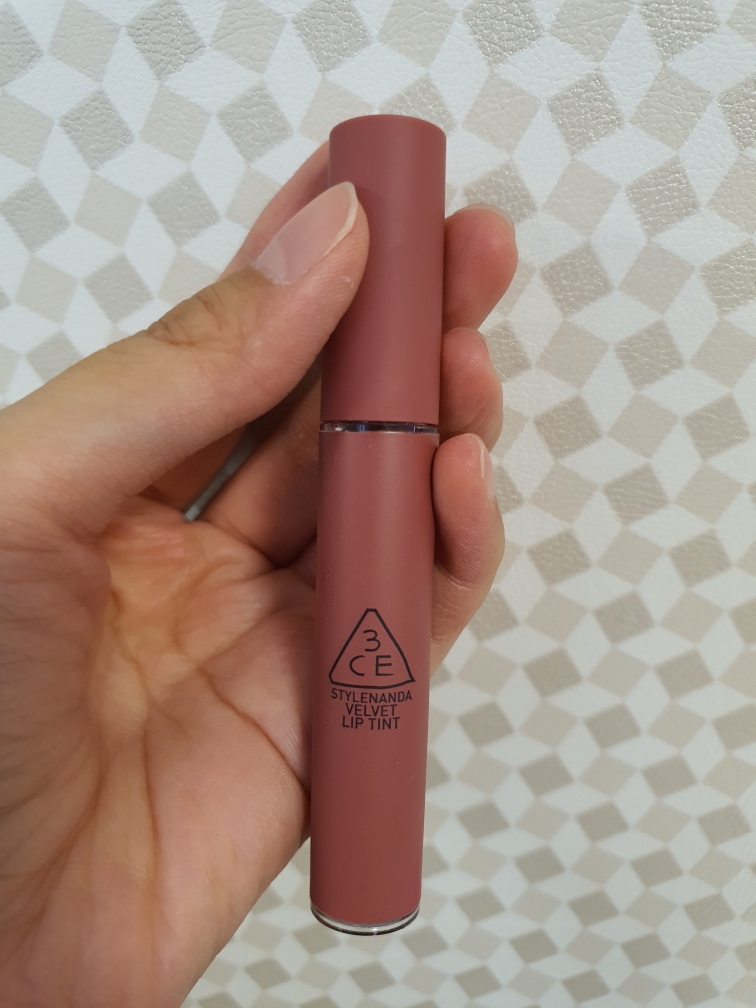 丝绒唇彩 [#高娜乌]的真实用户使用照片